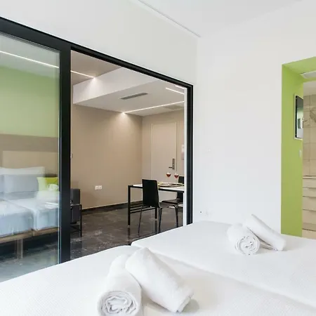 Greece U Around Thissio Aparthotel